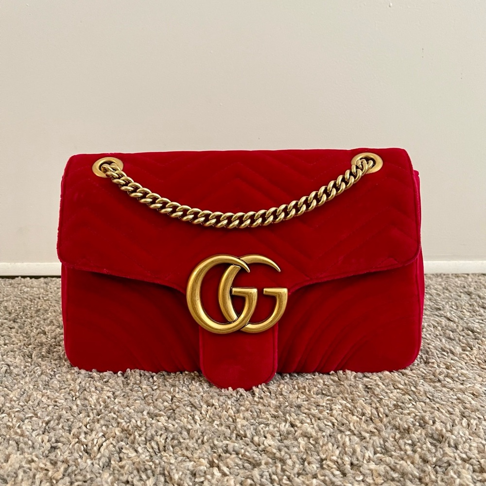 Gucci GG Marmont Medium Matelasse Shoulder Bag “Red Velvet”